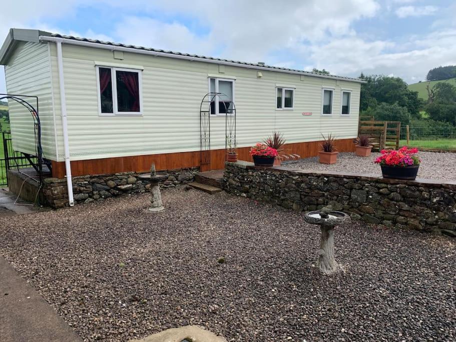 Farm Stay Caravan On Working Farm Dacre  Exterior photo